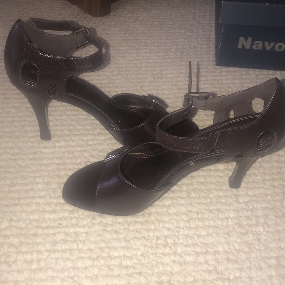 “NAVONA” Gorgeous Heels! ! ✨ACCEPTING OFFERS (don’t be shy)✨!! - Picture 8 of 14